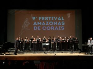 Imagem da notícia - Coral da PGE-AM se apresenta durante 9º Festival Amazonas de Corais, encerrado no Teatro Amazonas